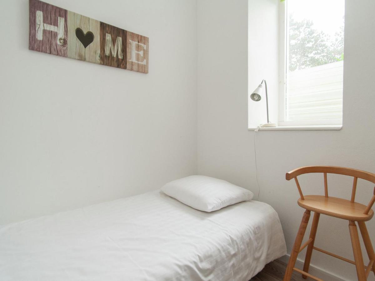 Cozy Apartment Near Sea In 버겐안지 외부 사진